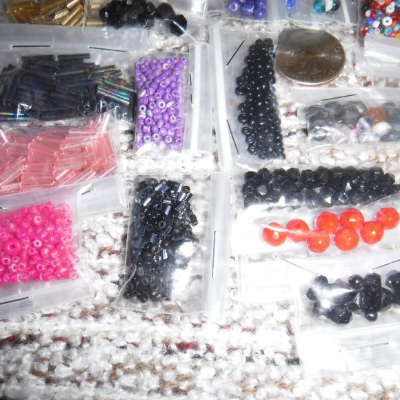 glass crystal tube seed bead lot, 36 scoops/bags - Picture 3 of 7